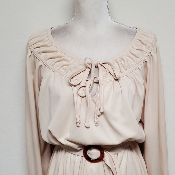 VINTAGE 70s Montgomery Ward Volup Cream Tie-up Belted Long Sleeve Stretchy Dress - Picture 4 of 14